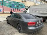 Volkswagen Passat 2013 года за 2 500 000 тг. в Атырау – фото 4