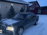 Mercedes-Benz E 200 1995 года за 1 400 000 тг. в Жезказган – фото 3