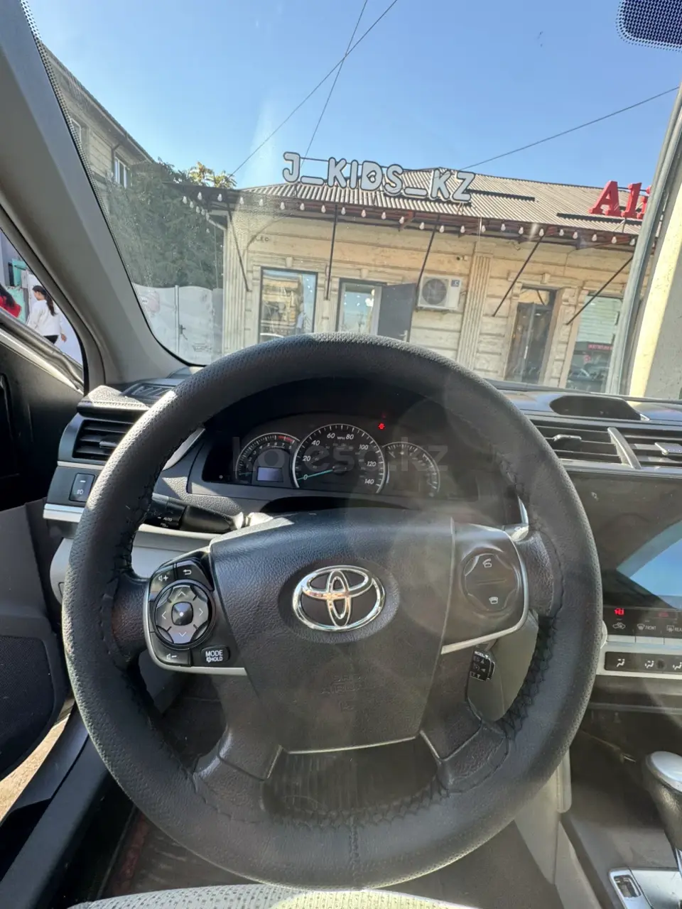 Toyota Camry, 2012