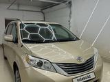 Toyota Sienna 2011 года за 9 000 000 тг. в Атырау