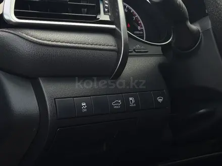 Toyota Camry 2021 года за 13 850 000 тг. в Алматы – фото 13