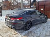 Kia K5 2019 года за 4 200 000 тг. в Алматы – фото 4