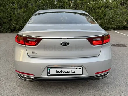 Kia K7 2018 года за 8 300 000 тг. в Алматы – фото 2