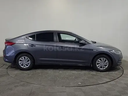 Hyundai Elantra 2018 года за 7 770 000 тг. в Алматы – фото 4