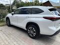 Toyota Highlander 2022 года за 24 950 000 тг. в Алматы