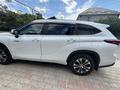 Toyota Highlander 2022 года за 24 950 000 тг. в Алматы – фото 7