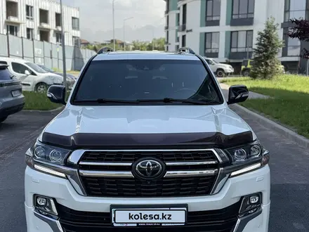 Toyota Land Cruiser 2021 года за 48 000 000 тг. в Алматы – фото 2
