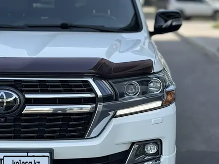 Toyota Land Cruiser 2021 года за 48 000 000 тг. в Алматы – фото 11