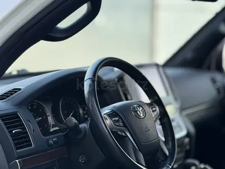 Toyota Land Cruiser 2021 года за 48 000 000 тг. в Алматы – фото 17
