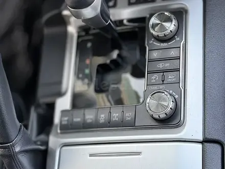 Toyota Land Cruiser 2021 года за 48 000 000 тг. в Алматы – фото 27