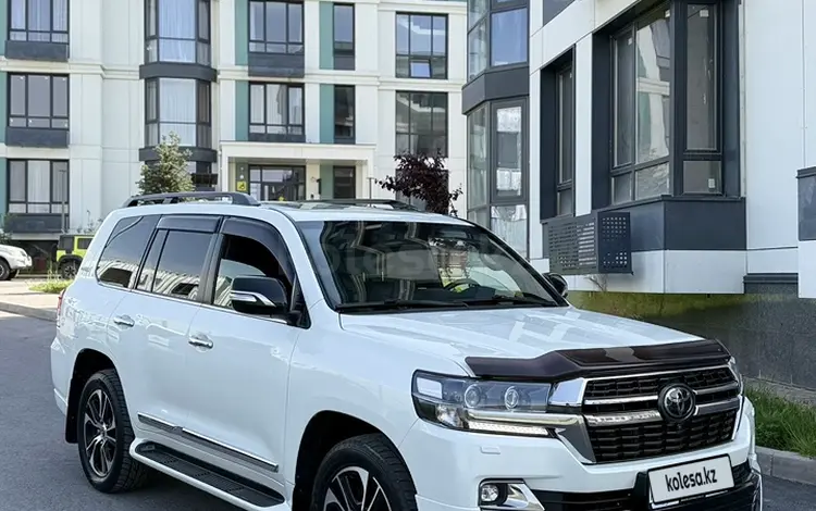 Toyota Land Cruiser 2021 года за 48 000 000 тг. в Алматы