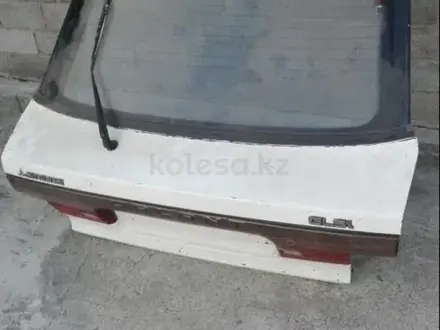 Крышка багажника Mitsubishi Galant переходка за 35 000 тг. в Алматы