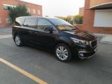 Kia Carnival 2015 года за 14 000 000 тг. в Павлодар – фото 3