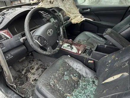 Toyota Camry 2013 года за 2 000 002 тг. в Атырау – фото 3