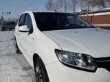 Renault Sandero 2015 годаfor3 500 000 тг. в Астана – фото 2