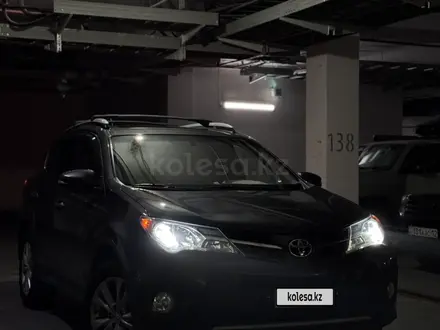 Toyota RAV4 2014 года за 8 000 000 тг. в Актау