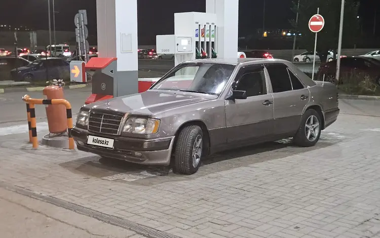 Mercedes-Benz E 280 1995 года за 3 500 000 тг. в Астана