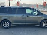 Toyota Sienna 2018 годаfor16 500 000 тг. в Алматы – фото 5