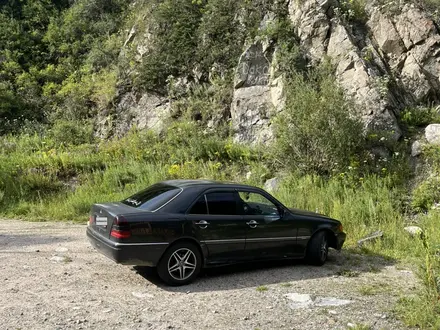 Mercedes-Benz C 280 1994 года за 2 000 000 тг. в Алматы – фото 2