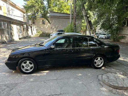 Mercedes-Benz E 280 2001 года за 3 200 000 тг. в Алматы – фото 10