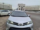 Toyota RAV4 2013 годаүшін8 700 000 тг. в Астана