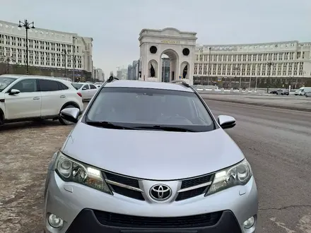 Toyota RAV4 2013 года за 8 700 000 тг. в Астана