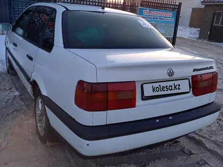 Volkswagen Passat 1994 года за 1 390 000 тг. в Астана – фото 11