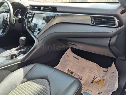 Toyota Camry 2019 года за 11 300 000 тг. в Актобе