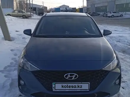 Hyundai Accent 2023 года за 9 200 000 тг. в Костанай