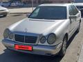 Mercedes-Benz E 320 1998 года за 3 500 000 тг. в Актау