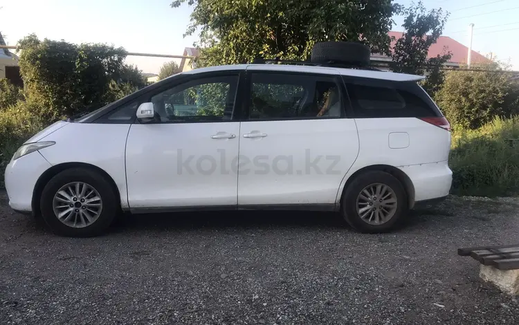 Toyota Previa 2006 годаfor7 200 000 тг. в Актобе