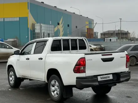 Toyota Hilux 2018 года за 10 800 000 тг. в Уральск – фото 9