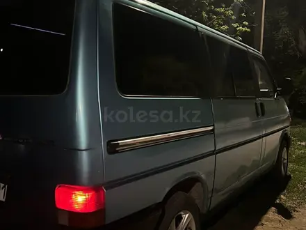 Volkswagen Caravelle 1992 года за 1 800 000 тг. в Нур-Султан (Астана) – фото 2