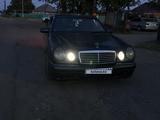 Mercedes-Benz E 200 1996 года за 1 650 000 тг. в Рудный – фото 2