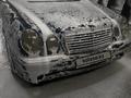 Mercedes-Benz E 200 1996 годаүшін1 650 000 тг. в Рудный – фото 4