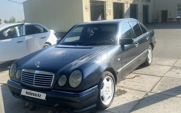 Mercedes-Benz E 200 1996 годаүшін1 650 000 тг. в Рудный