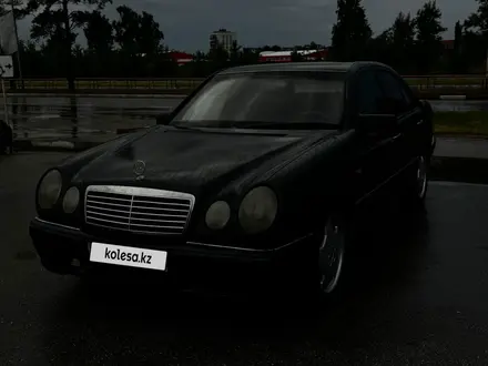 Mercedes-Benz E 200 1996 года за 1 650 000 тг. в Рудный – фото 6