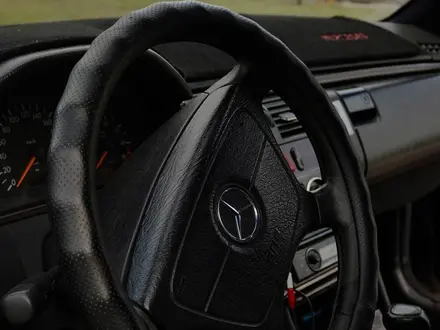 Mercedes-Benz E 200 1996 года за 1 650 000 тг. в Рудный – фото 8