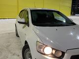 Chevrolet Aveo 2013 года за 2 600 000 тг. в Уральск – фото 3