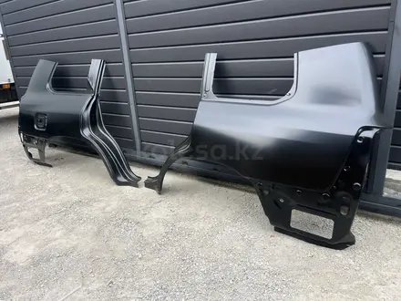 Крыло заднее Land Cruiser 200 за 145 000 тг. в Усть-Каменогорск – фото 2