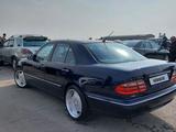 Mercedes-Benz E 280 2000 годаfor4 700 000 тг. в Тараз – фото 2