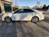 Toyota Camry 2012 года за 8 600 000 тг. в Урджар – фото 3