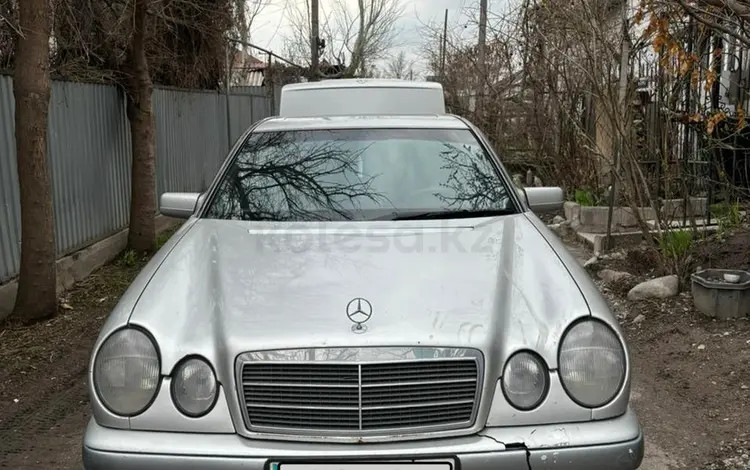 Mercedes-Benz E 230 1997 года за 2 850 000 тг. в Алматы