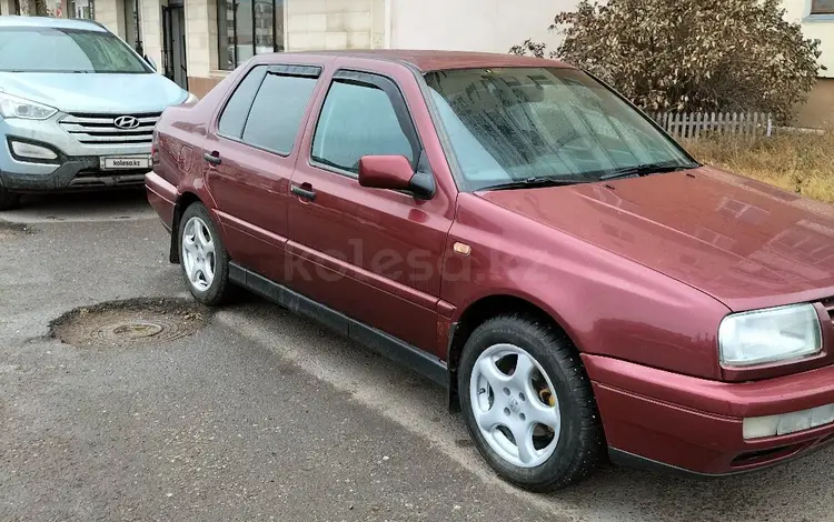 Volkswagen Vento 1997 годаүшін2 200 000 тг. в Астана