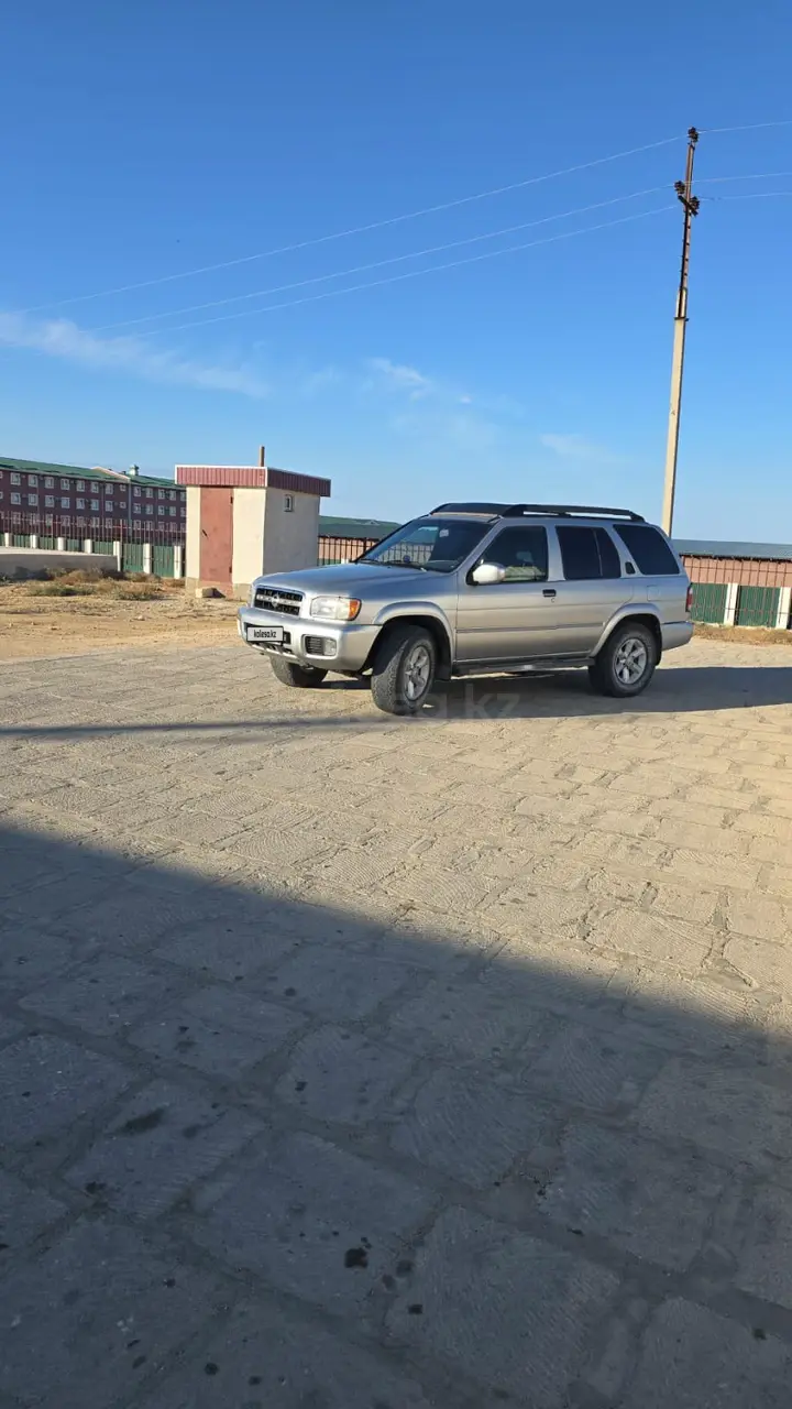 Nissan Pathfinder, 2003