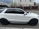 Mercedes-Benz ML 63 AMG 2014 года за 22 000 000 тг. в Алматы – фото 5