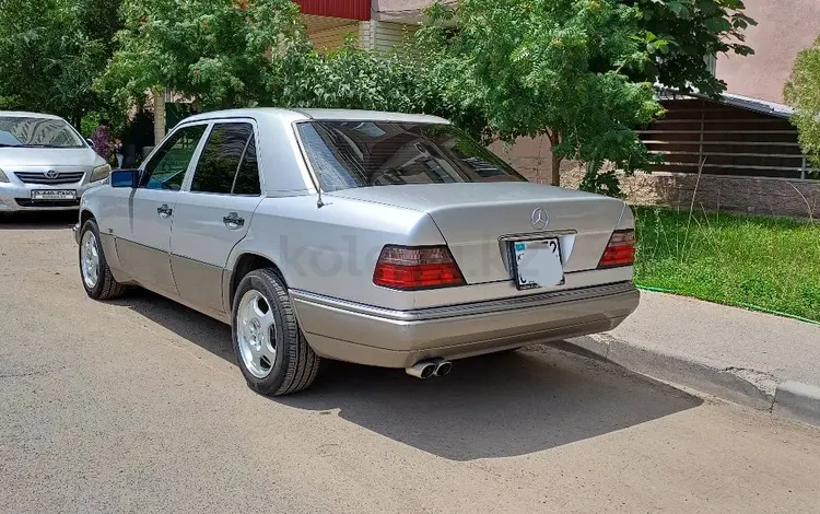 Mercedes-Benz E 320 1994 годаүшін3 700 000 тг. в Алматы