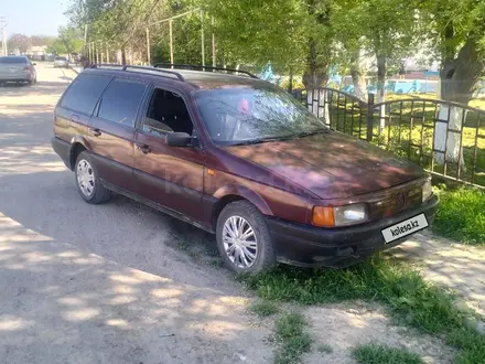Volkswagen Passat 1991 года за 920 000 тг. в Абай (Келесский р-н) – фото 2