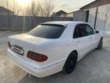 Mercedes-Benz E 320 2000 года за 4 200 000 тг. в Атырау – фото 5