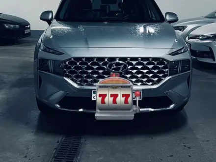 Hyundai Santa Fe 2023 года за 16 800 000 тг. в Астана – фото 18